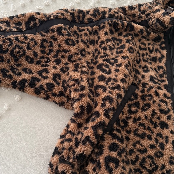 JoyLab Leopard Fleece Jacket - Picture 3 of 4